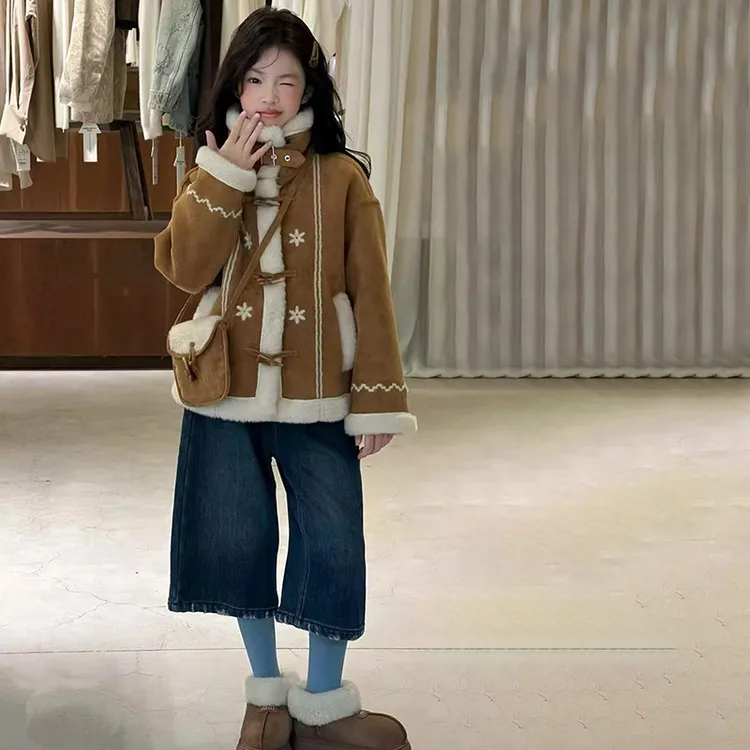 女童2025秋冬款中大儿童加厚冬装保暖外套包包加绒牛仔裤两件套潮