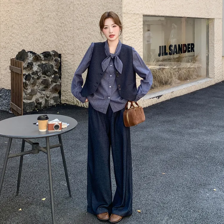 轻熟复古格子衬衫马甲时尚套装女2025年秋季休闲垂感阔腿裤三件套