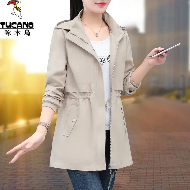 啄木鸟连帽风衣女短外套2025新款休闲洋气减龄中长款中年春秋上衣