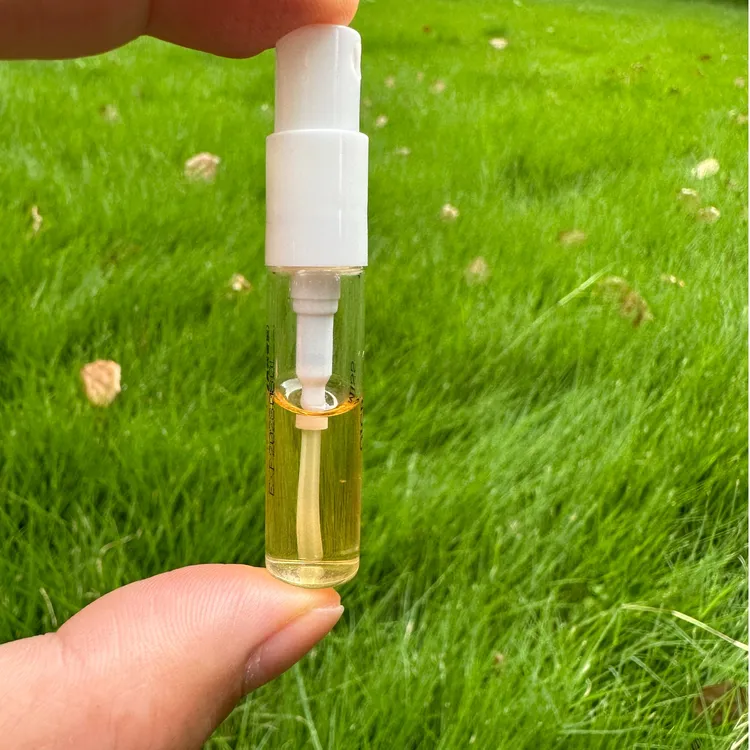 新品2ml高档旅行居家分装瓶空便携厚实透明