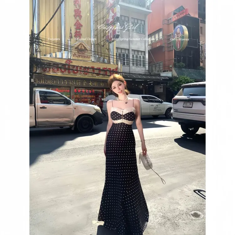 【丽恩下午茶】纯欲蕾丝拼接镂空波点连衣裙2025气质修身收腰长裙