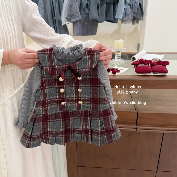 【咸柠七】女童学院风连衣裙冬装2025新款小童女宝宝加绒背心裙洋气