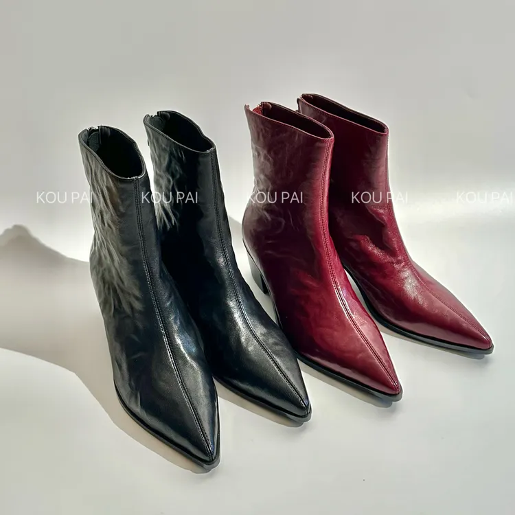 【蔻牌女鞋】4.5cm短靴时尚尖头粗跟手抓羊皮靴百搭复古真皮时装靴