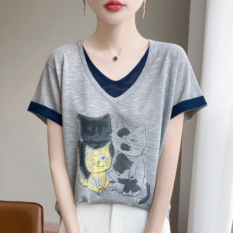 胖mm夏装特大码冰丝针织衫女士短袖t恤遮肚子巨显瘦假两件v领上衣