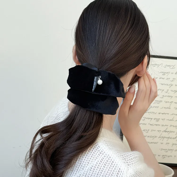 法式复古风丝绒缎面方巾发圈女2025新款高弹力百搭时尚低马尾头花