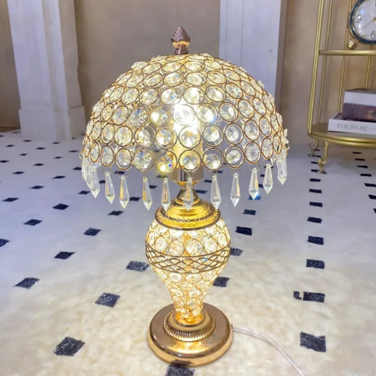 轻奢高级感台灯卧室床头柜灯新款欧式高端摆件美式客厅水晶主卧灯