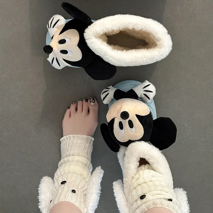 厚底加绒加厚星星短筒雪地靴女2025冬季新款卡通大头玩偶面包棉鞋