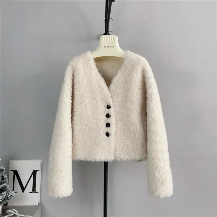 海宁100绵羊毛韩版2025春季新款羊剪绒羊毛一体外套加厚女v领短