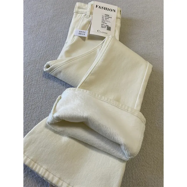 米白色加绒微喇叭牛仔裤女2025秋冬新款高腰显瘦修身喇叭马蹄裤子