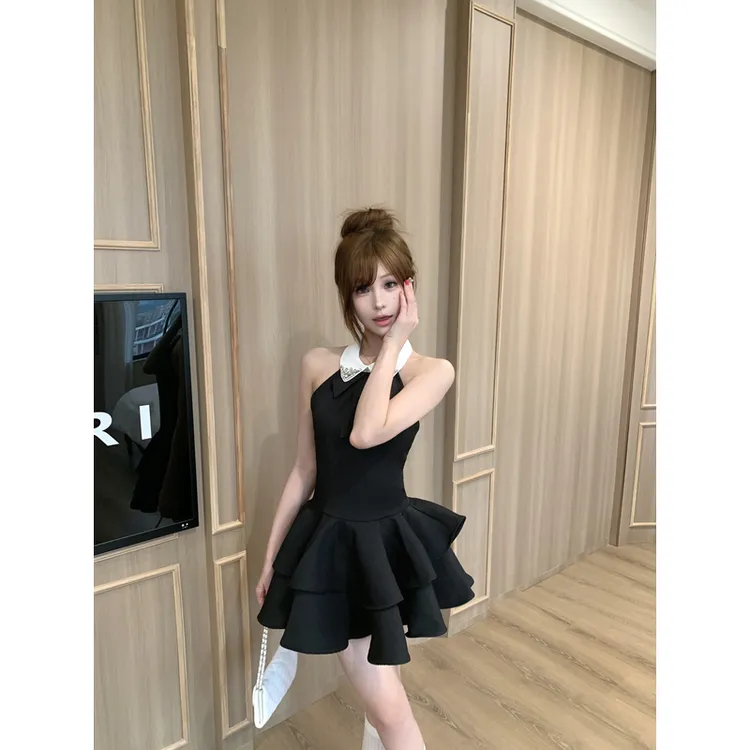 美式领口钉钻蝴蝶结修身挂脖短裙收腰露背收腰小黑裙漂亮出片衣服