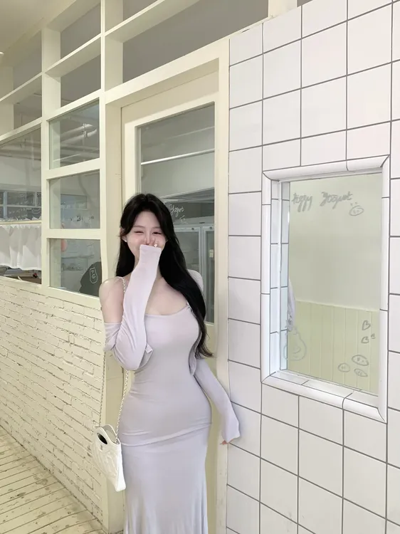 甜芯Sweet【漂亮姐姐】韩女套装女人味鱼尾连衣裙吊带➕开衫套装