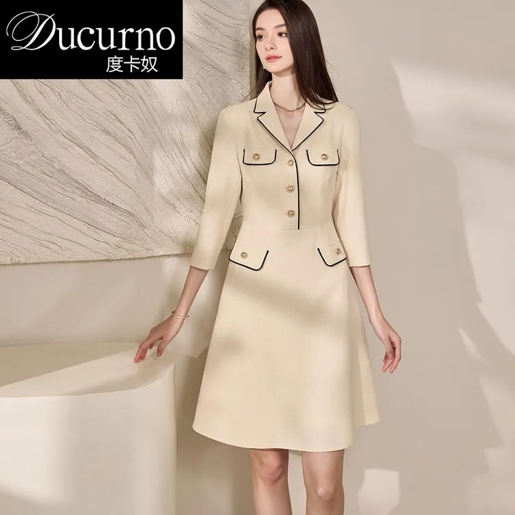 时尚气质七分袖肌理感洋装女2025秋装新款轻熟风亚麻杏色A字摆裙