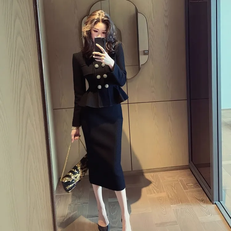 冬季炸街一整套女装洋气时髦气质小香风穿搭黑色外套半身裙套装