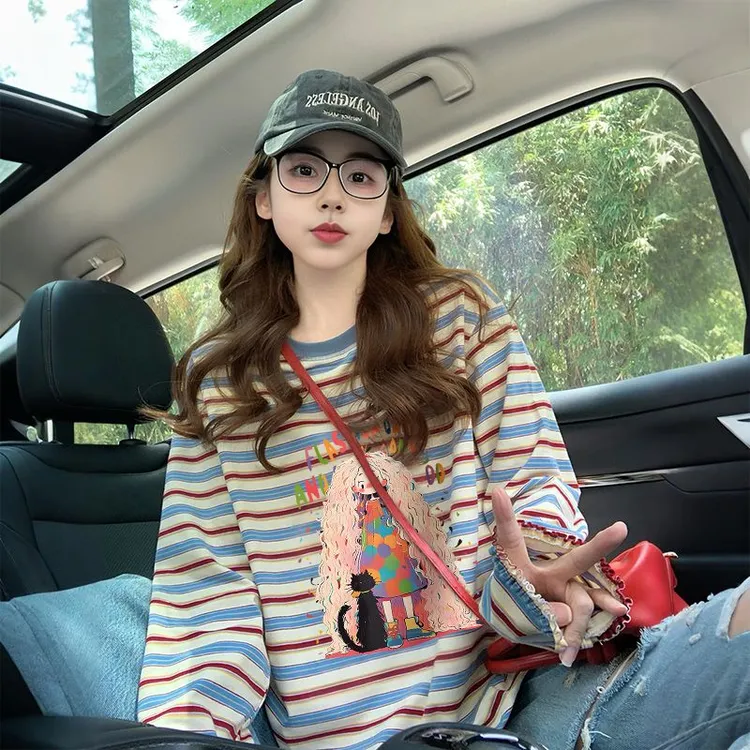 大码女装条纹长袖t恤女春秋新款宽松显瘦百搭休闲打底衫上衣ins潮