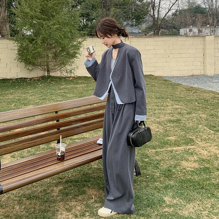 灰色西装套装女2025春季职场高级感阔休闲气质又a又飒腿裤两件套