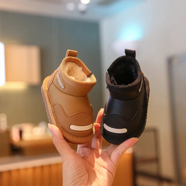婴儿雪地靴加绒加厚冬季软底男宝宝学步鞋女宝棉鞋儿童保暖鞋子
