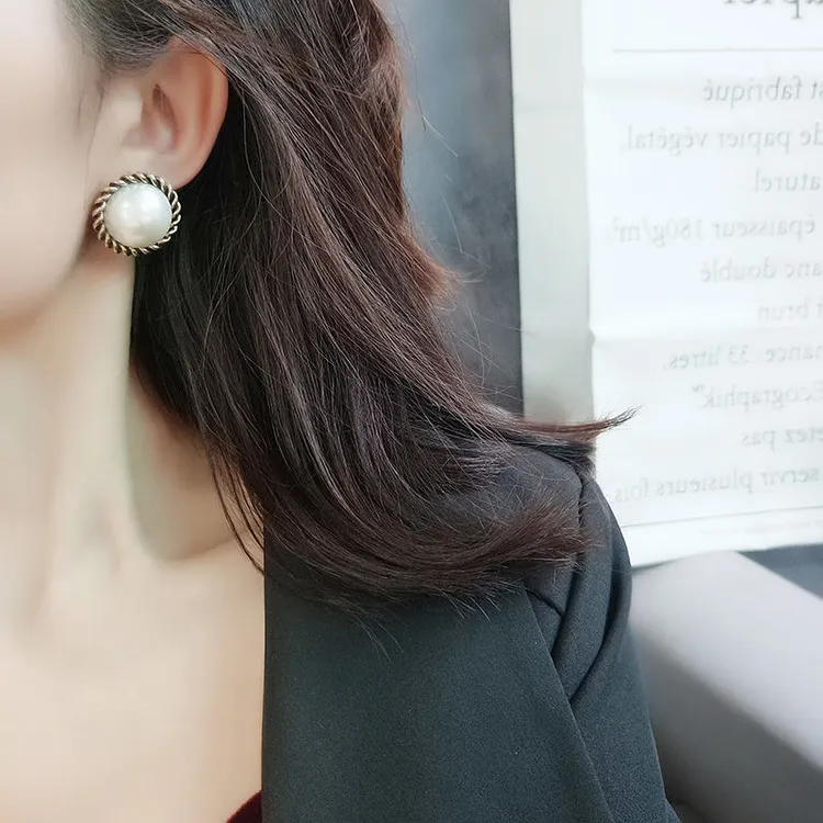 铁合金仿珍珠耳饰 麻花耳钉耳环韩版气质百搭圆形耳钉耳坠饰