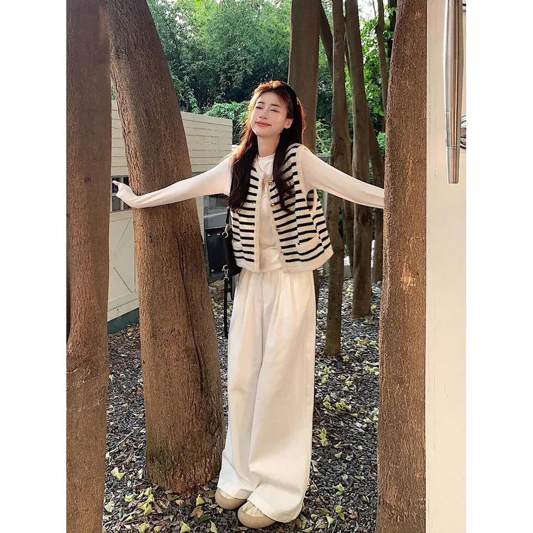 小香风条纹撞色针织马甲2025新款打底衫阔腿休闲裤女秋季时尚套装