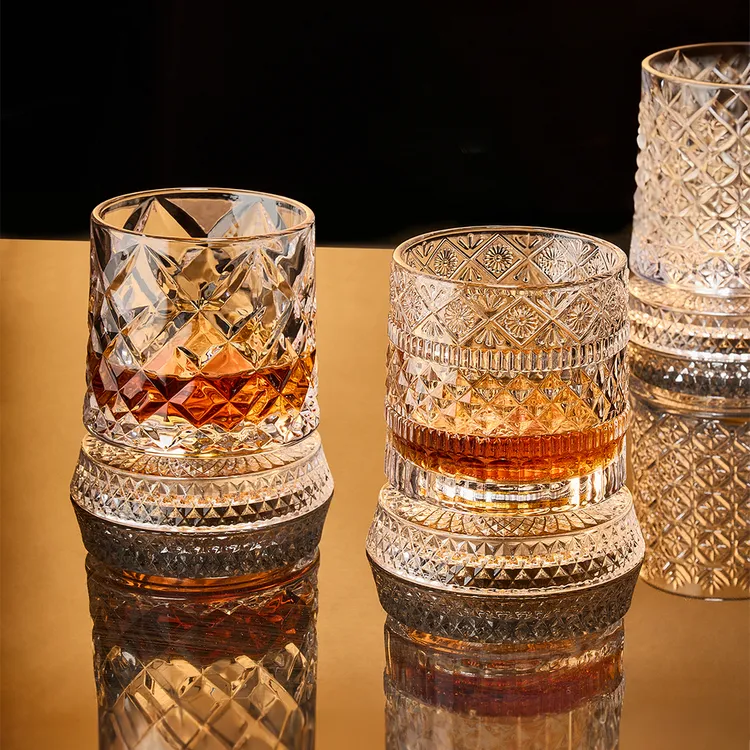 威士忌杯氛围感微醺旋转解压杯家用水晶玻璃轻奢浮雕杯无铅洋酒杯