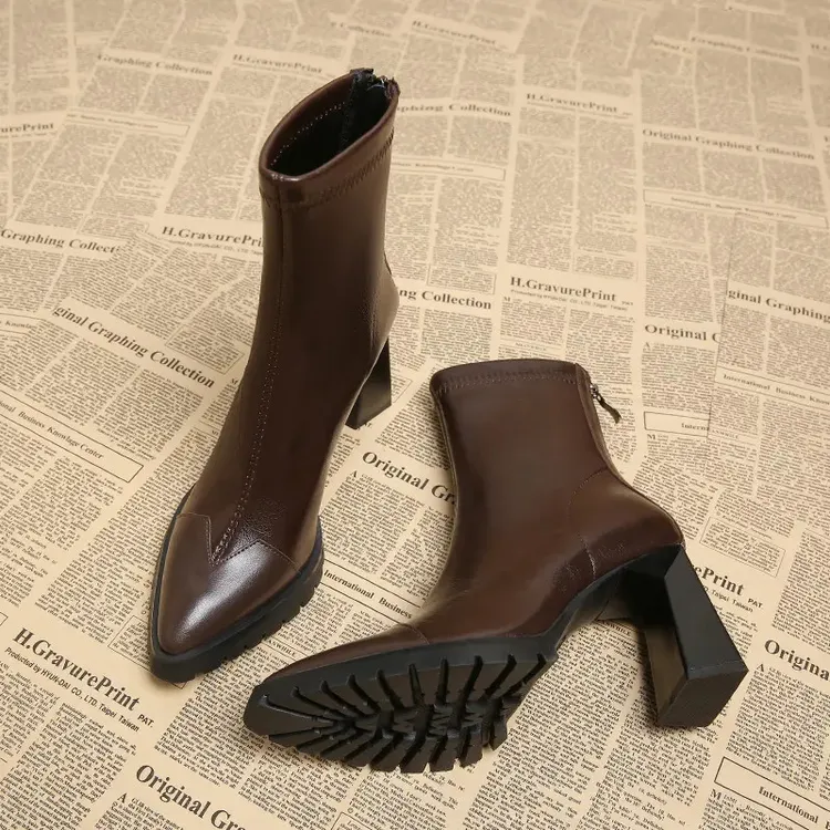 棕色美拉德小个子女士增高厚底防水台小短靴瘦瘦靴尖头美拉德靴子