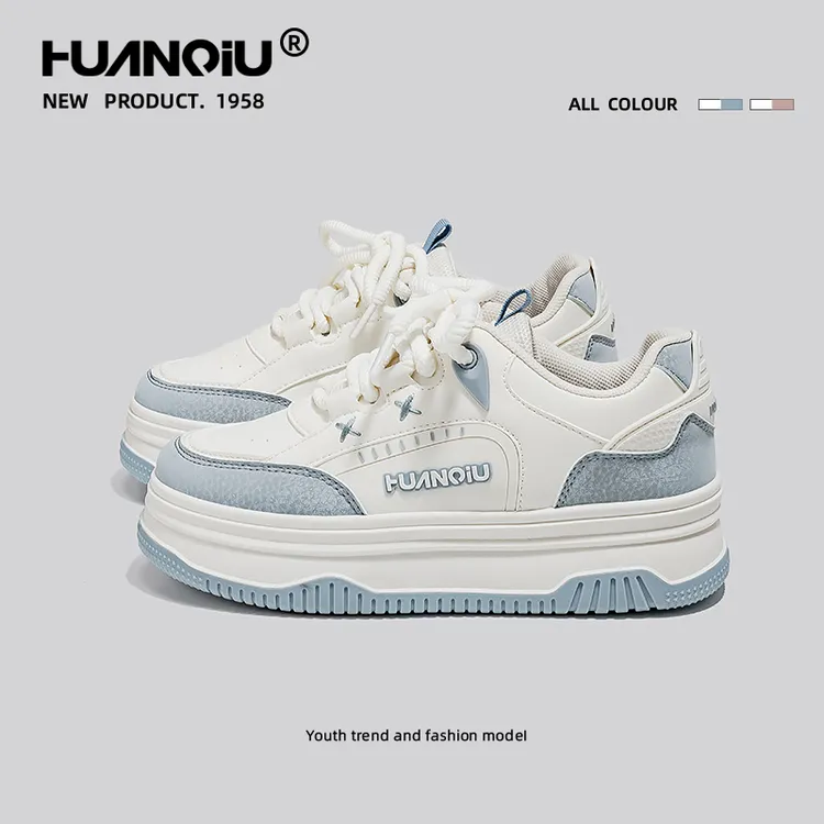 环球小众百搭厚底小白鞋女学生2025春新款网红可爱休闲板鞋HC180