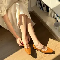 w23062浅口百搭复古女鞋牛皮一字袢带小方头平跟舒适单鞋女