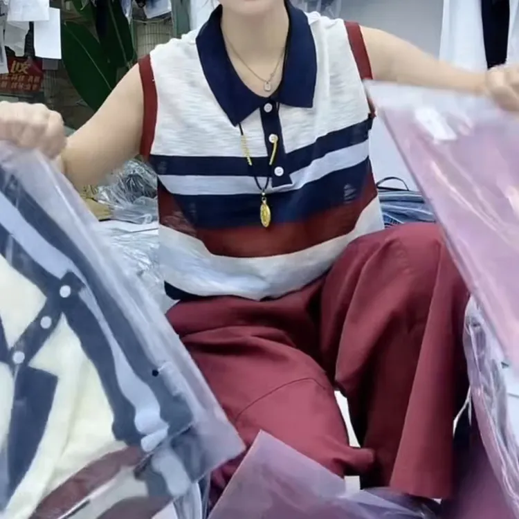 Y撞色条纹polo领无袖新款宽松设计感女装