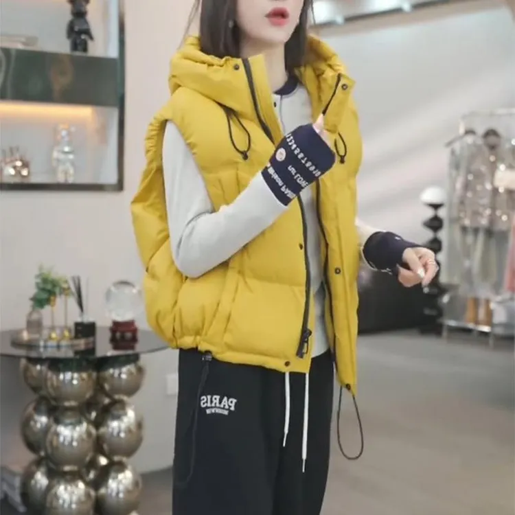 欧货连帽保暖棉服马甲女外穿加厚2025秋冬新款小个子坎肩背心外套