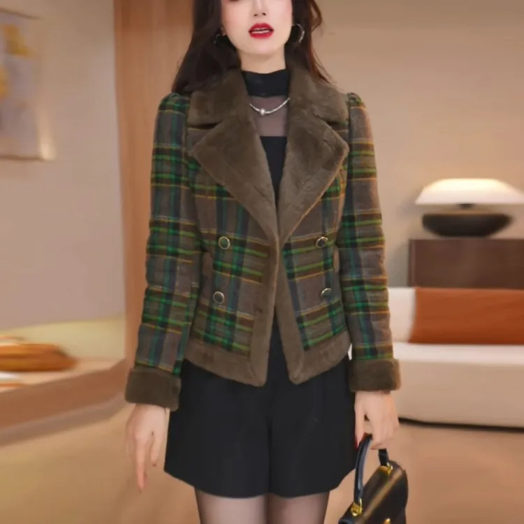 麦尔登绒加绒加厚保暖短款外套2025冬季新款时尚气质格纹显瘦上衣