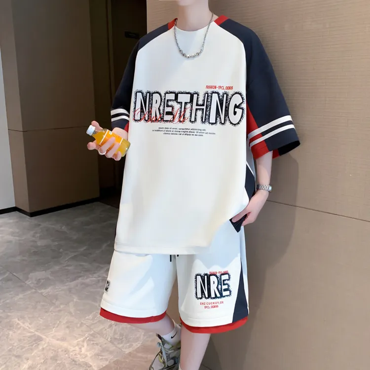 男生夏季薄款青少年新款休闲运动套装T恤短袖短裤宽松潮流两件套