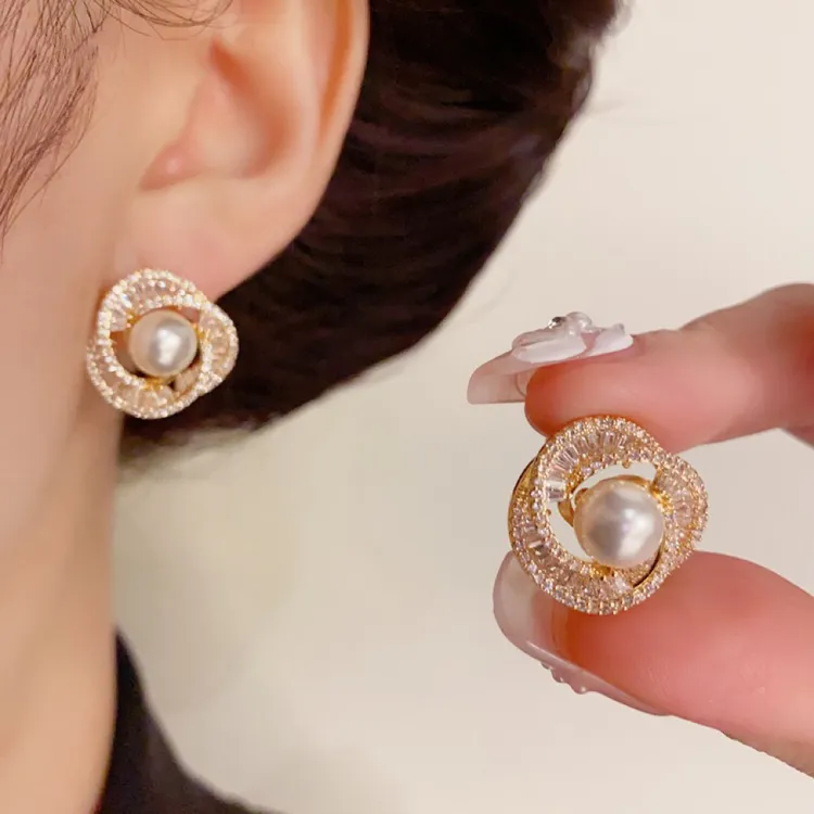 铜合金合成锆石耳饰 时尚轻奢重工名媛超闪满锆珠珠螺旋耳钉1202