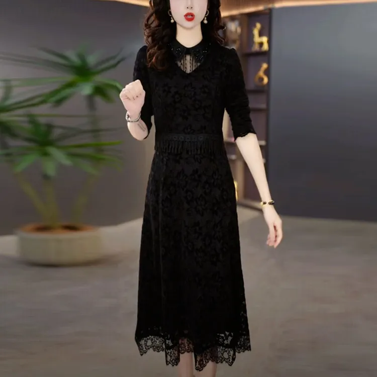 轻奢洋气百搭黑色打底裙子秋冬2025新款爆款时尚高级感气质连衣裙