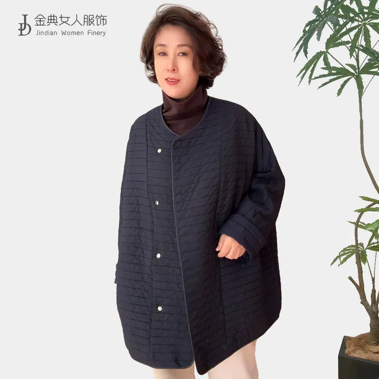 【金典女人服饰】文艺风时尚侧单排扣气质显瘦棉服   宽松女外套K59