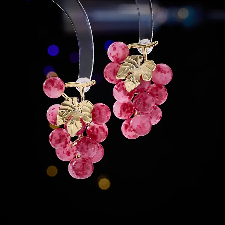 铜合金耳饰 新款夏季葡萄耳环女s925银针小众轻奢水果创意田园风