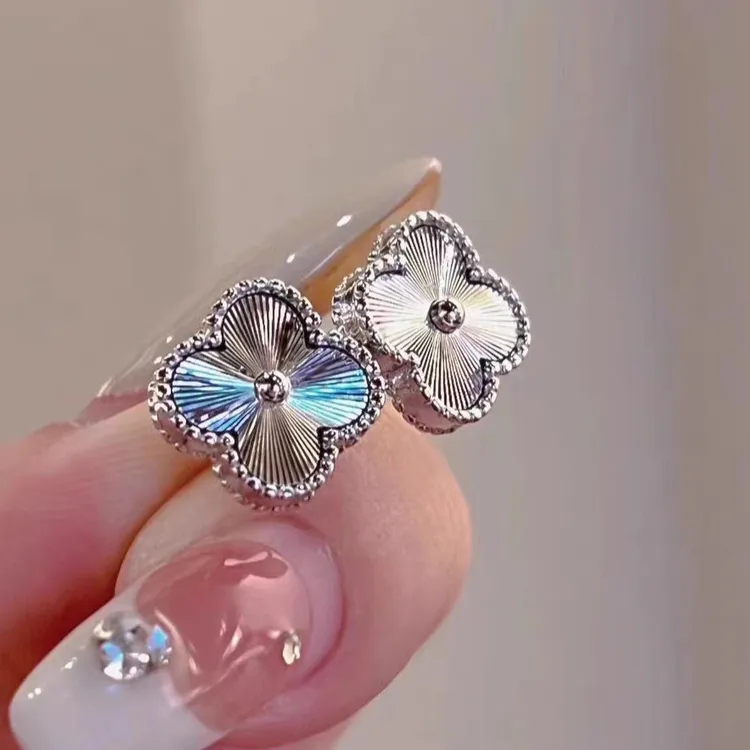 足银耳饰 四叶草耳扣百搭气质镭射轻奢个性素款