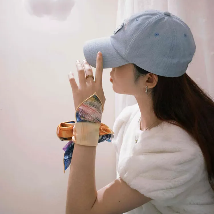 百搭真丝围巾粉红玛丽意大利画家原创双面印花女士时尚桑蚕丝丝巾