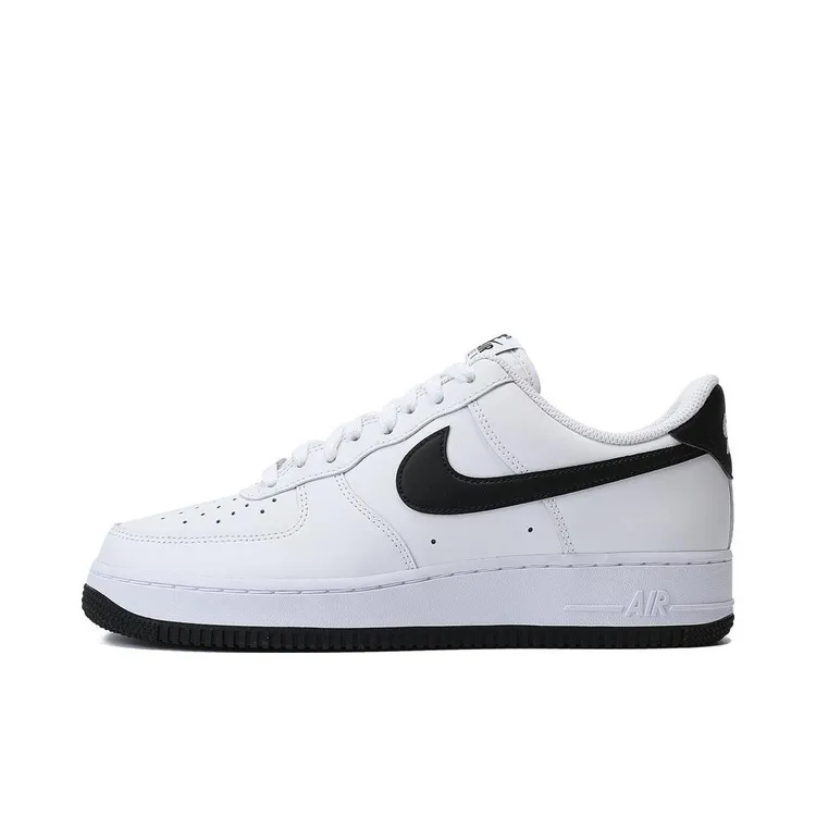 NIKE耐克男子AIR FORCE 1  07经典复古休闲板鞋FQ4296-101
