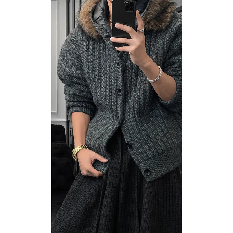 龙叨叨秋冬新款潮流复古粗坑条针织加厚保暖百搭连帽毛领毛衣开衫