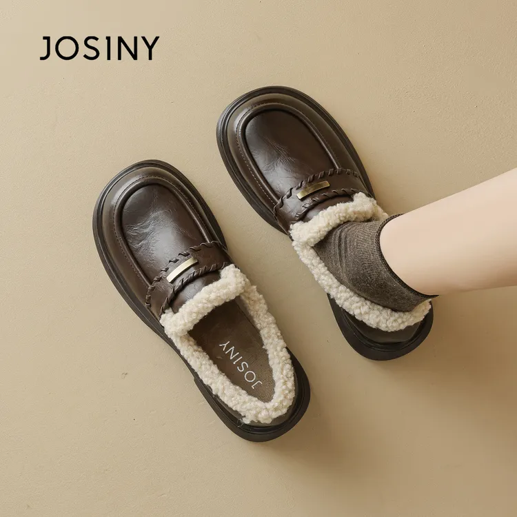 卓诗尼2025新款冬季加绒加厚透气乐福鞋百搭平底学院风厚底保暖鞋