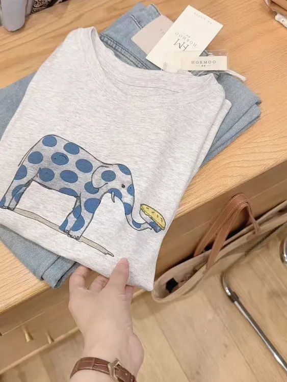 七言家 巨好看！米灰卡通”蛋糕小象“柔软短袖