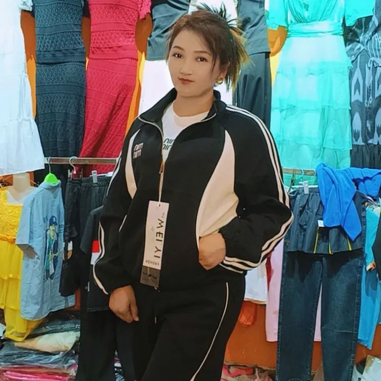 街头风烫钻短袖速干拼接圆领休闲风T恤吸汗套装长袖春秋