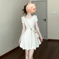 4528法式白色连衣裙子女夏季2025新款今年流行巨好看小个子a字裙