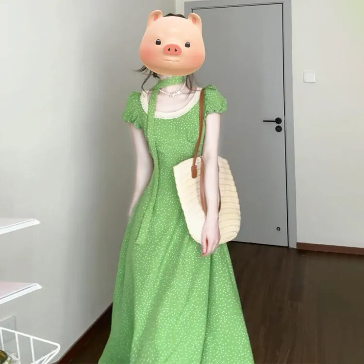 复古绿色波点连衣裙子女装夏季2025新款爆款法式海边度假气质长裙