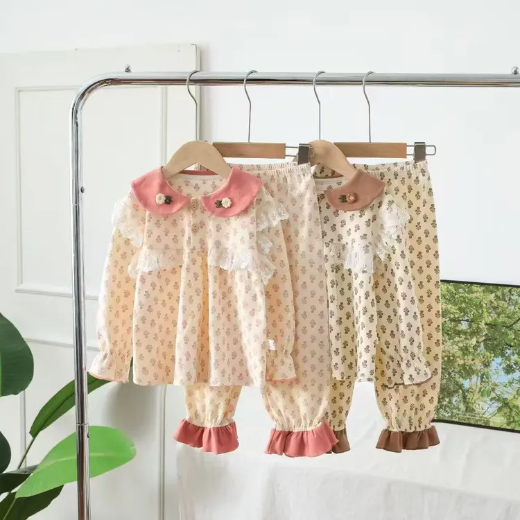 蕾丝碎花家居服外穿娃娃领套装