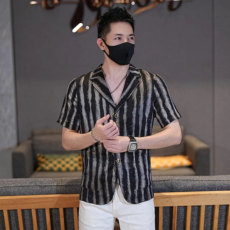 2025夏季新款修身男士休闲百搭高品质薄款竖条纹冰丝短袖西装衬衫