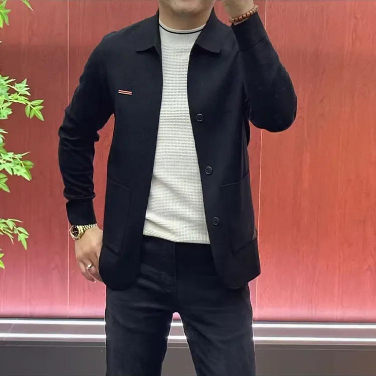 男士时尚针织外套秋冬季高级感净版轻奢翻领上衣弹力舒适开衫毛衣