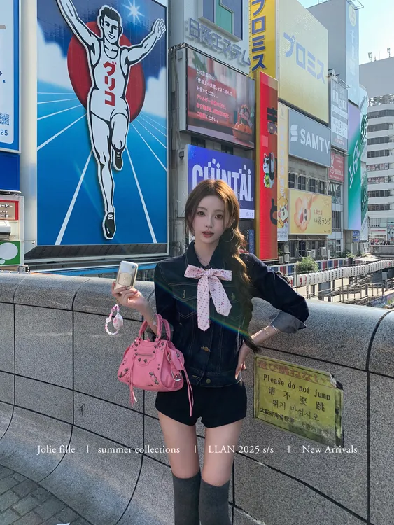 【霓虹把妹王】复古时髦牛仔上衣外套女早秋新款显瘦蝴蝶结西装短裤