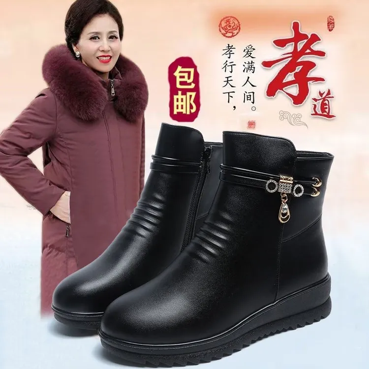 软皮短靴女爆款棉靴外穿加绒加厚妈妈棉鞋软底防滑平底保暖雪地靴