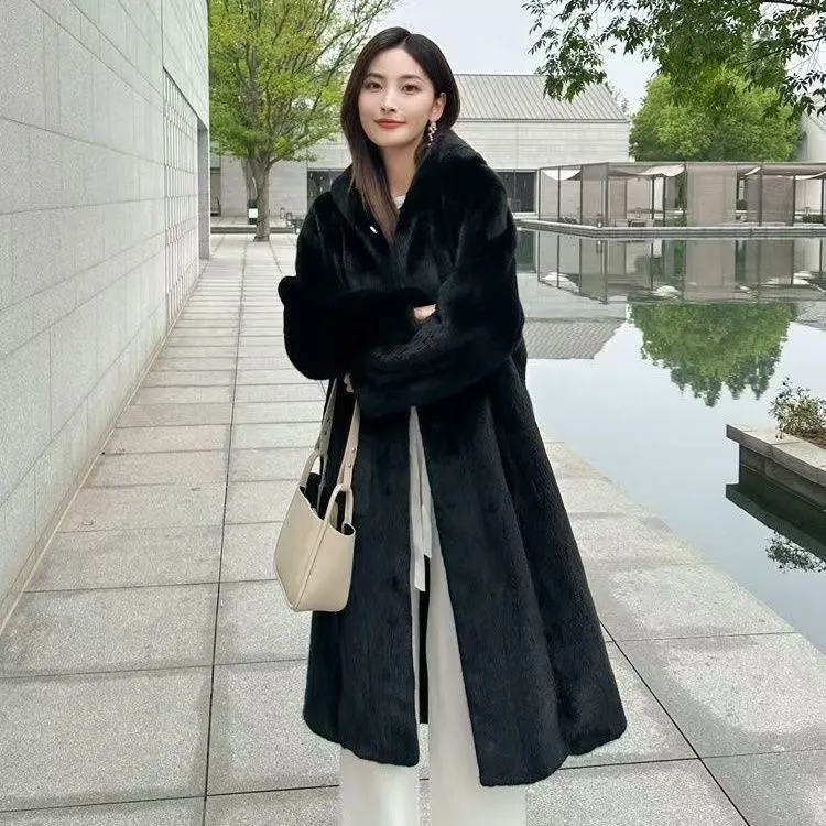 【专柜金标】米兰貂双色中长款时尚女外套厚款女士连帽