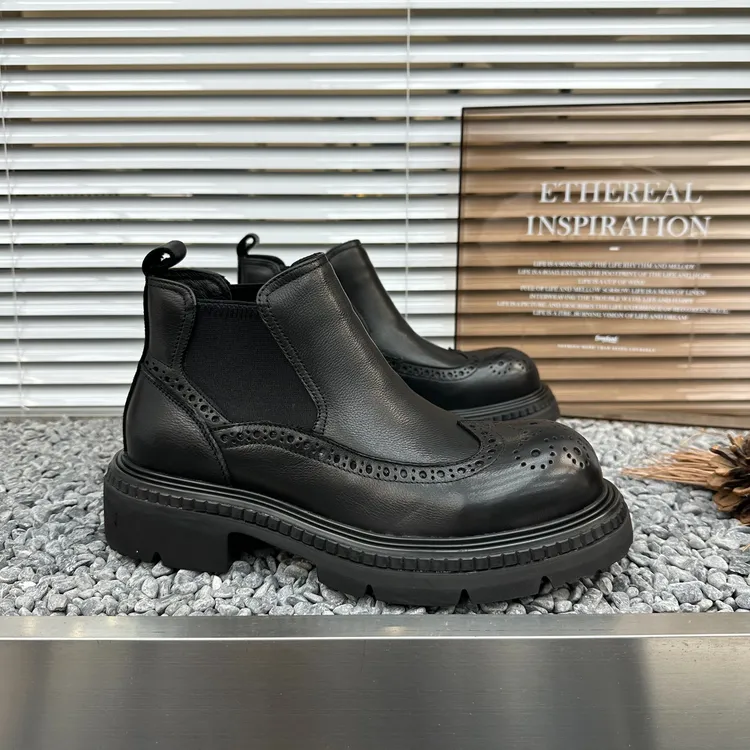 切尔西靴男真皮英伦高帮商务皮鞋布洛克雕花休闲短靴百搭马丁男靴